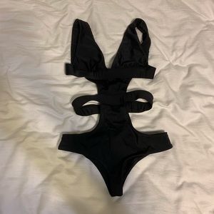 ellejay amores banded one piece